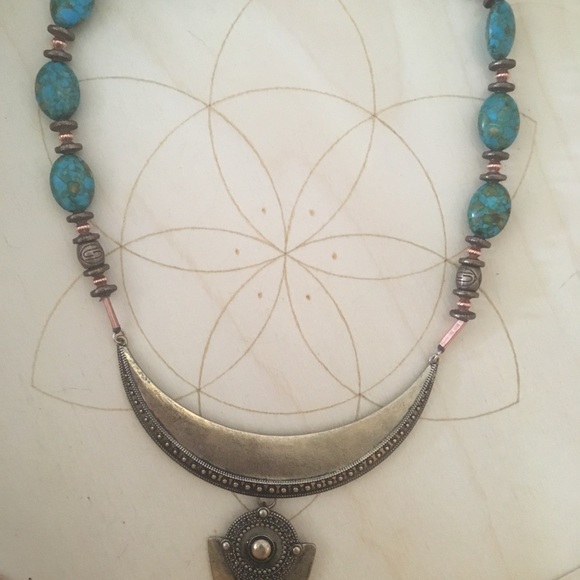 Turquoise and bronze Atlantian style necklace - Picture 3 of 3